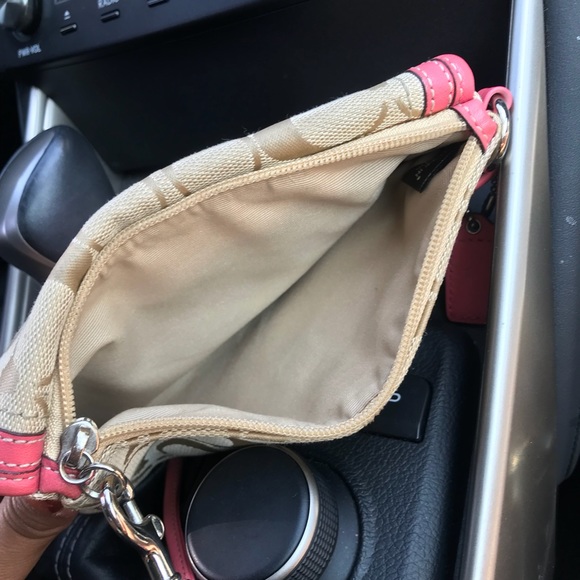 Coach Wristlet - Picture 5 of 7